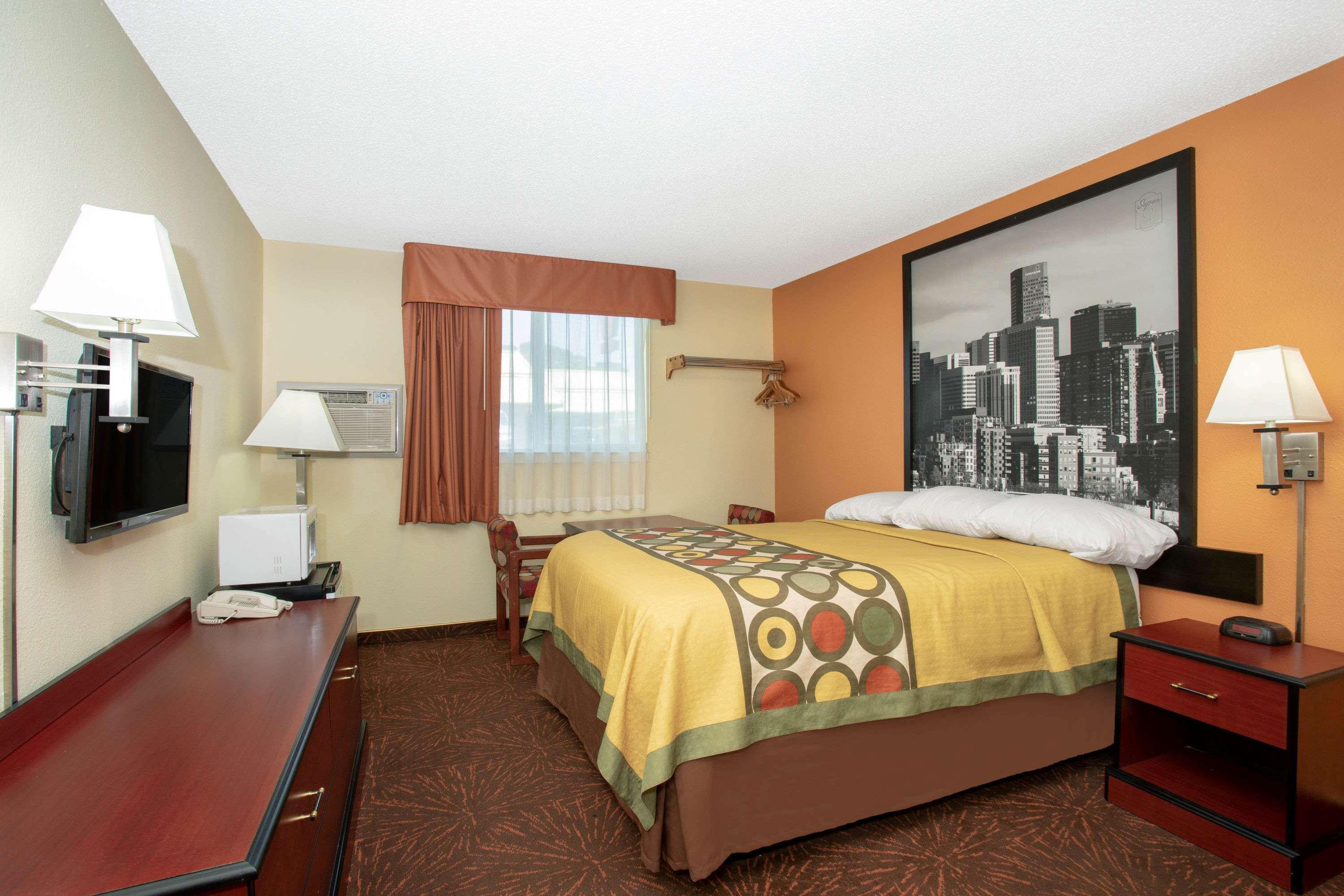 Oyo Co Downtown Hotel 2*