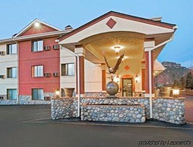 Oyo Co Downtown Castle Rock