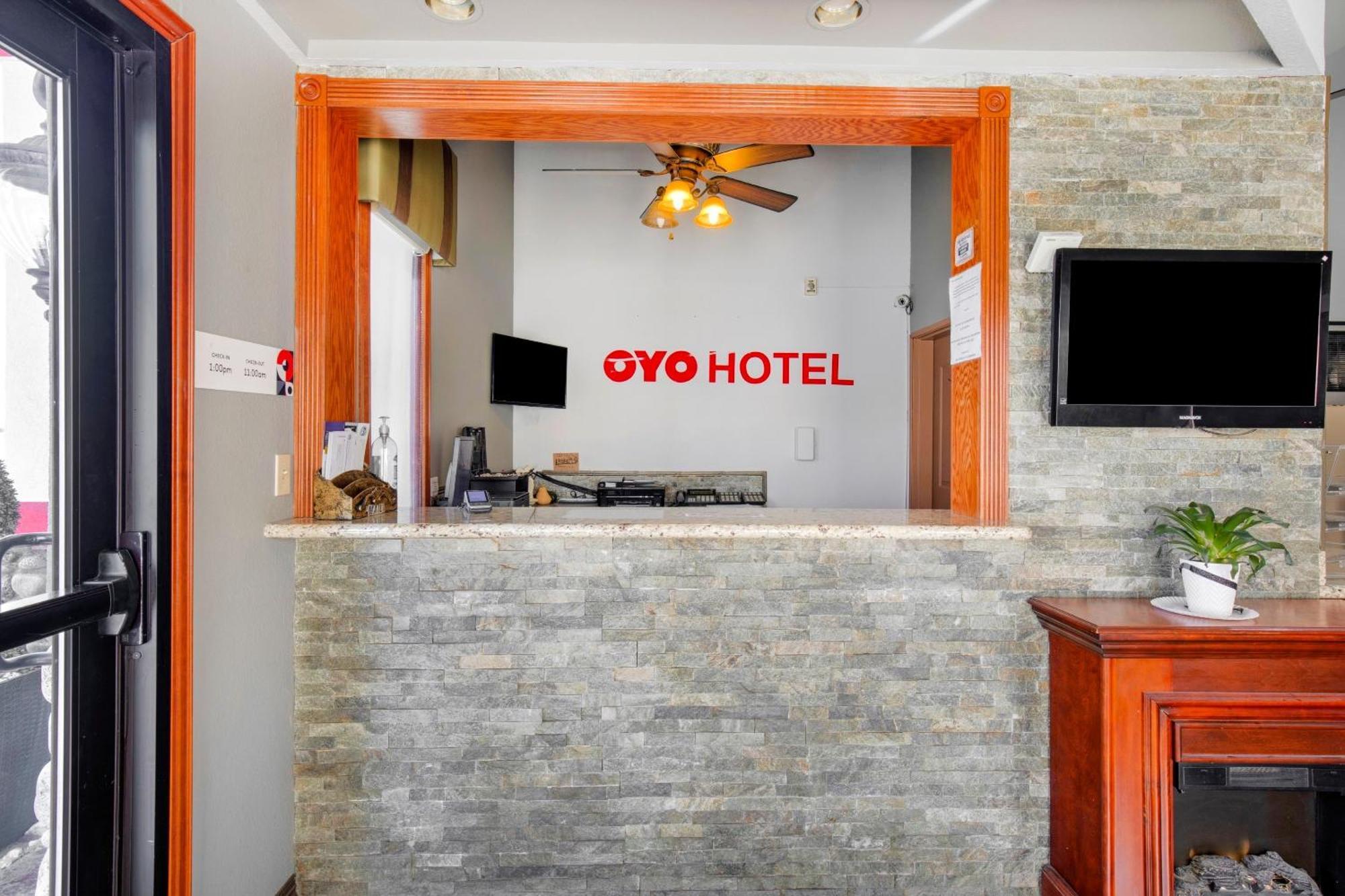Hotel Oyo Co Downtown 2*