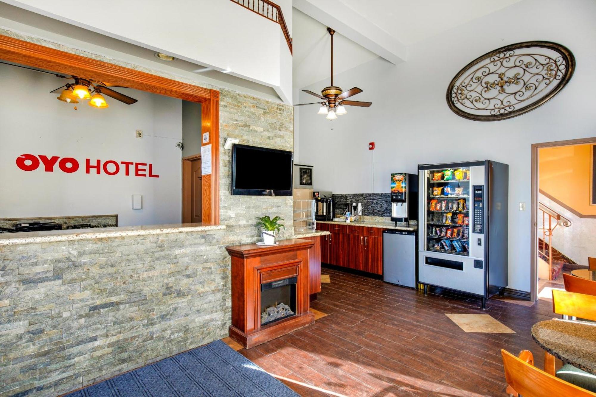 Hotel Oyo Co Downtown